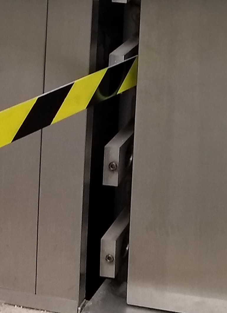 Safety Gate Closure Preventer - Image 2