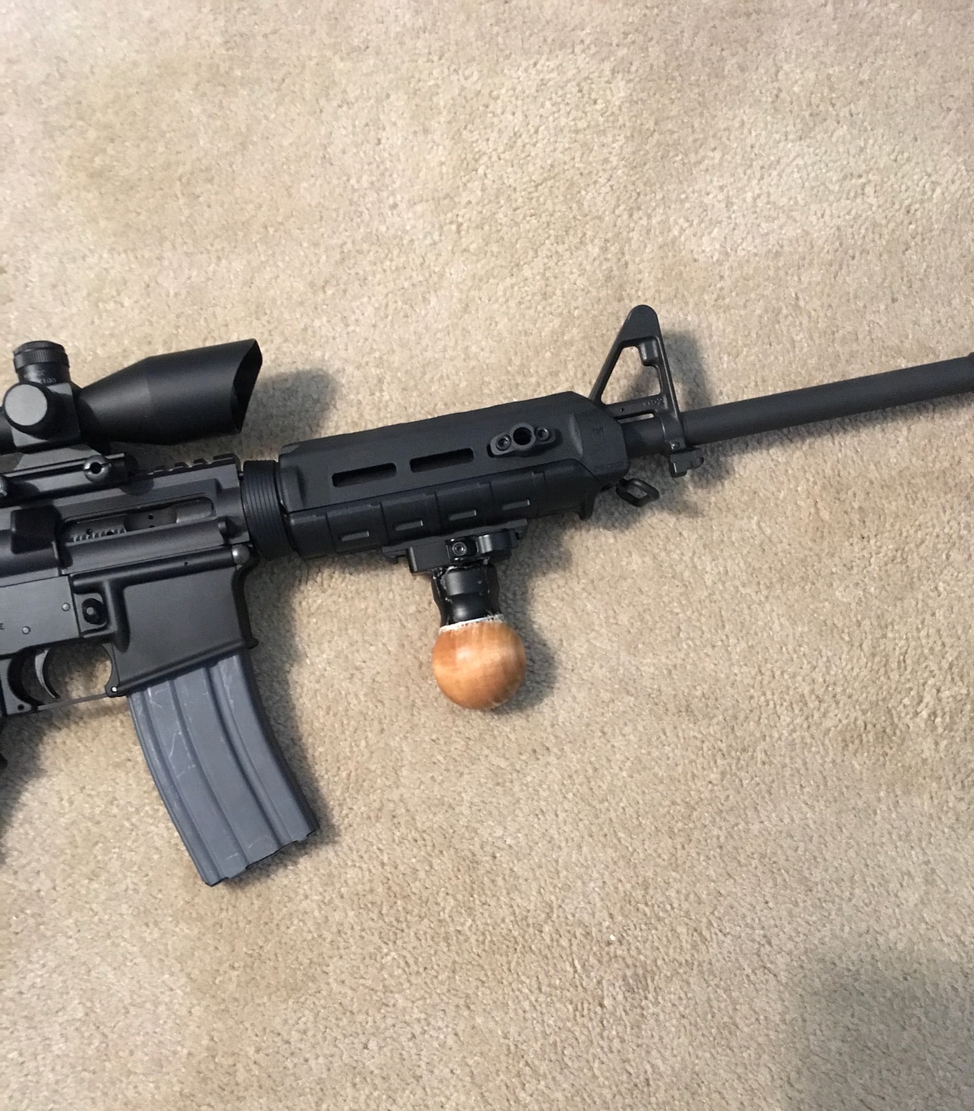 Vertical Forward Grip - Image 3