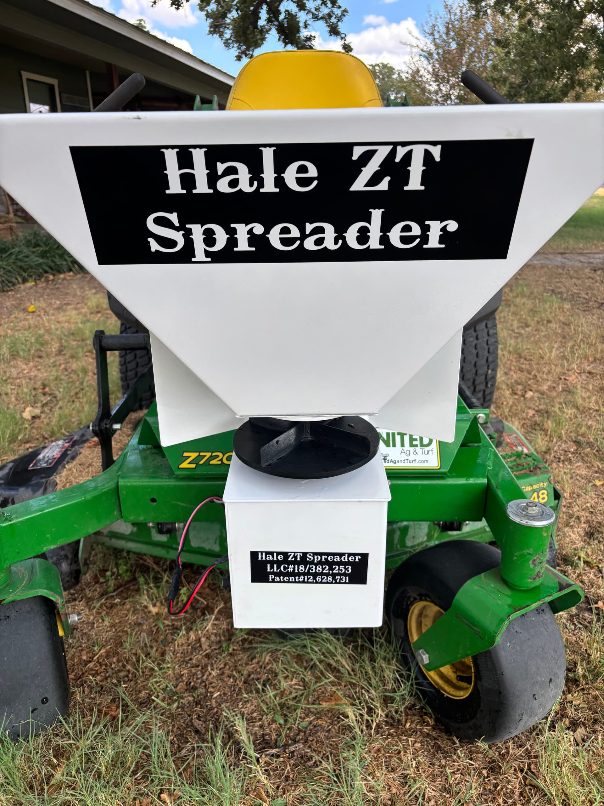 Distributor Attachment For A Zero-turn Mower - Image 1