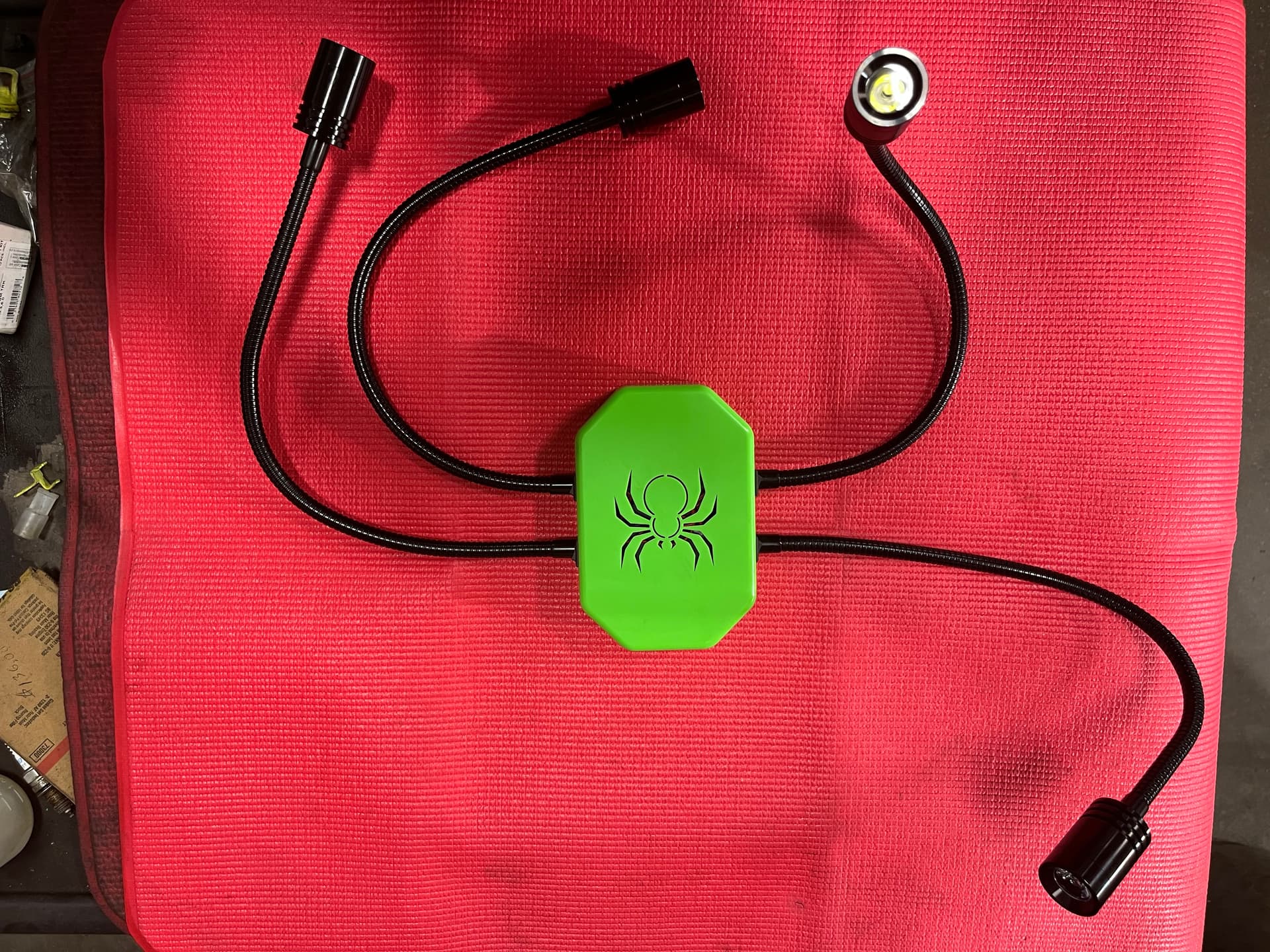 Adjustable Utility Lighting System - Image 3