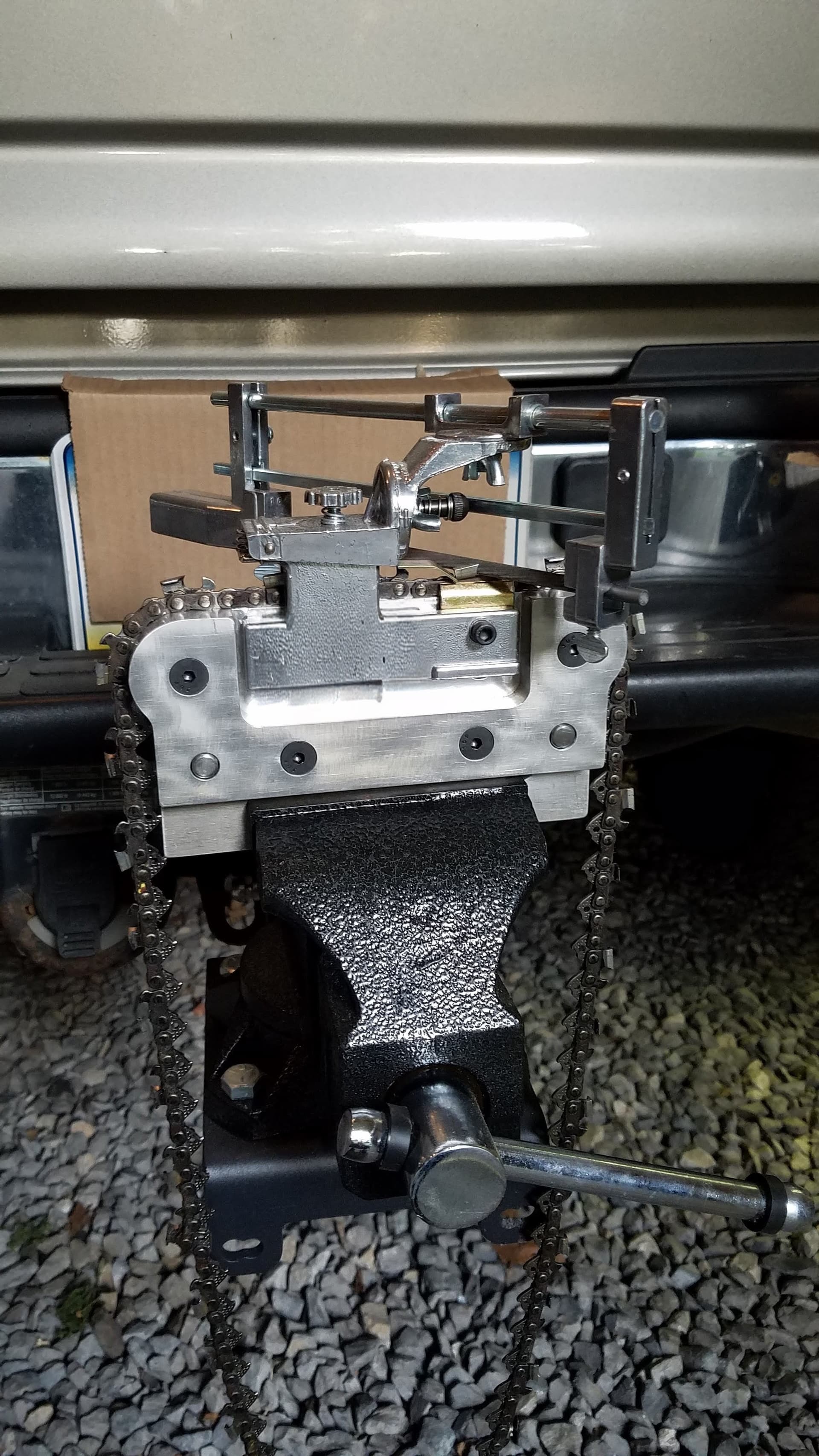 Saw Chain Holder - Image 4